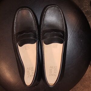 Naturalizer women’s Shoes Black Leather Natasha Driving Loafers Size 7.5M